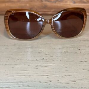 Costa Del Mar Women's Sea Fan 580P Polarized brown 
Rectangle Sunglasses